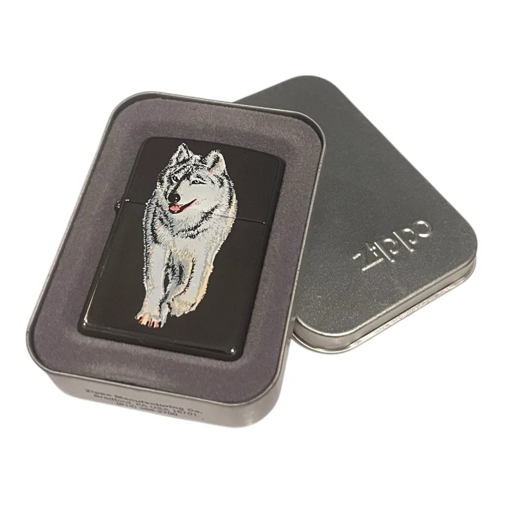 Genuine ZIPPO Wolf 769 Black Ice with Metal Case